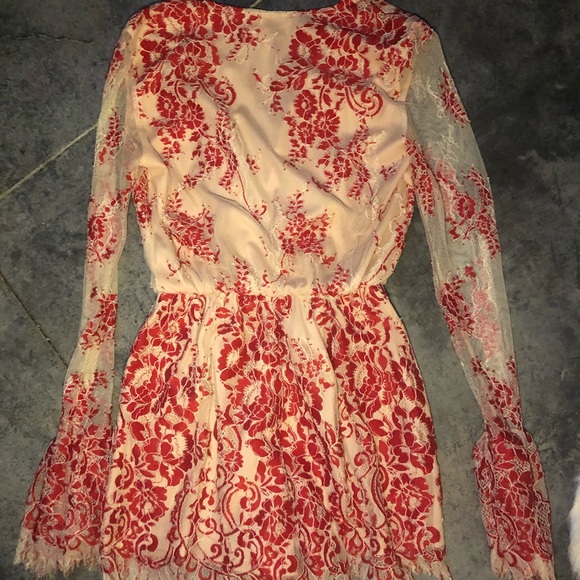 Lace romper - Picture 2 of 2